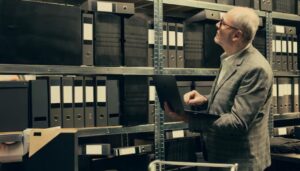 Banyak perusahaan memilih menggunakan jasa pemusnahan arsip profesional untuk memastikan proses penghancuran dokumen dilakukan secara aman dan sesuai standar.